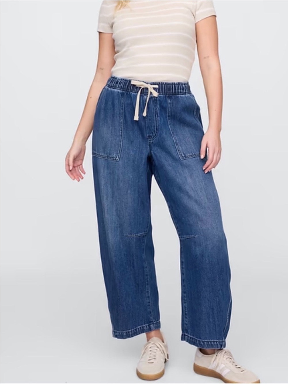 Gap Mid Rise Super Soft Pull On Barrel Jeans Small Short